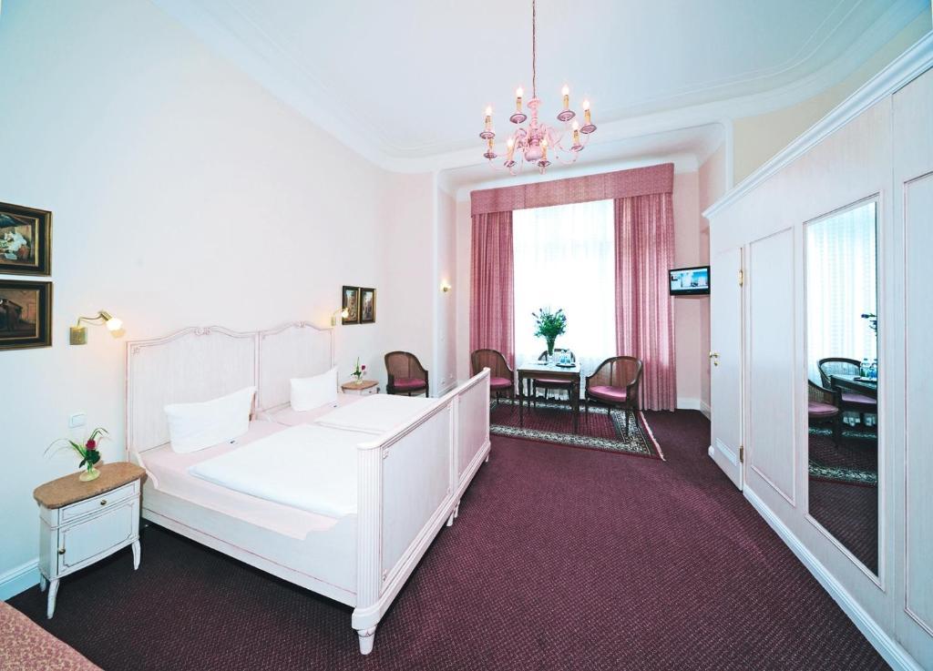 Hotel Pension Fasanenhaus ベルリン 部屋 写真