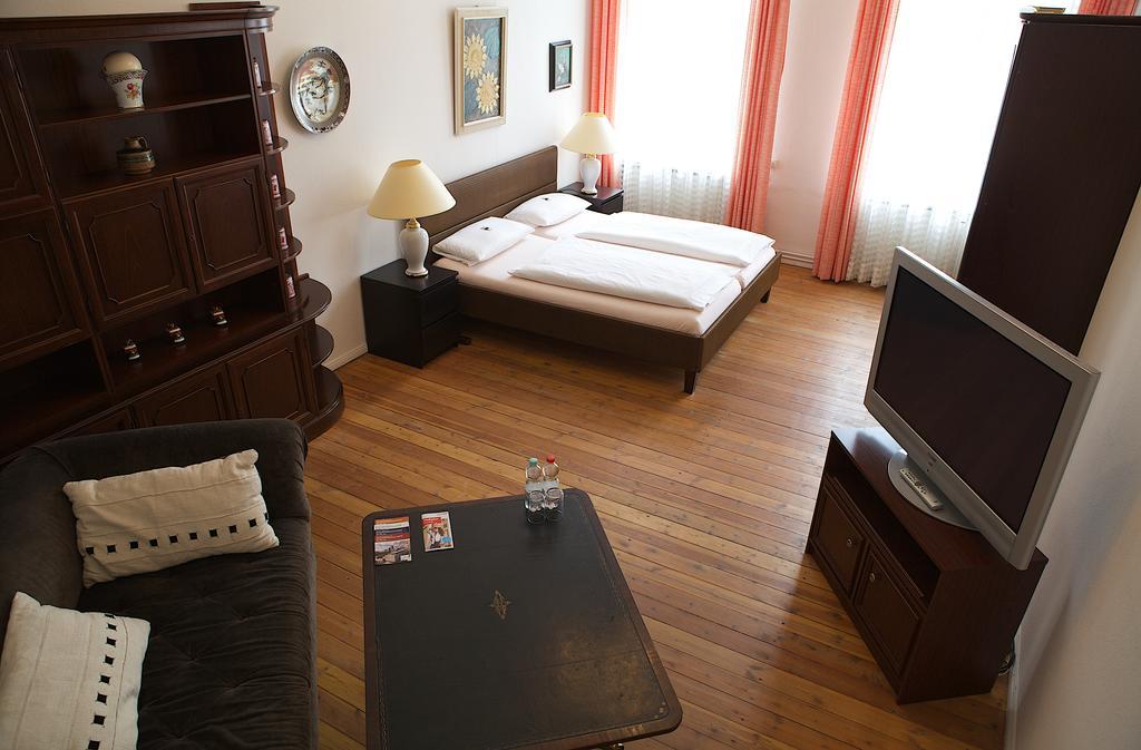 Hotel Pension Fasanenhaus ベルリン 部屋 写真