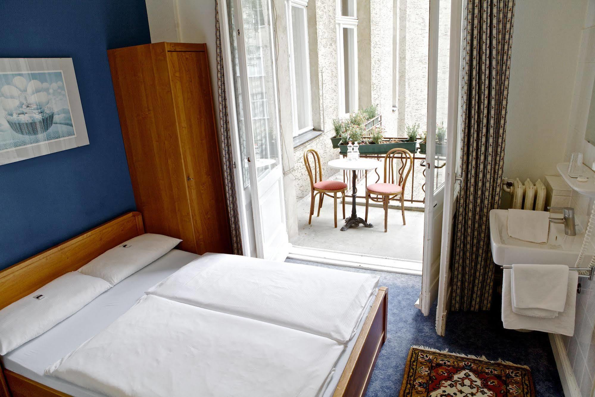 Hotel Pension Fasanenhaus ベルリン エクステリア 写真